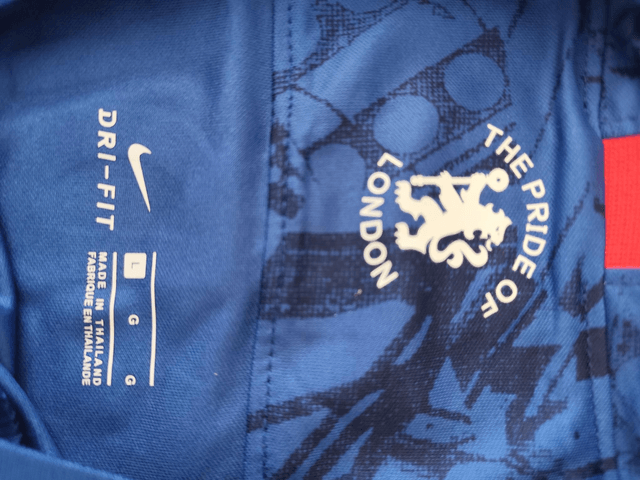 Gesigneerd Pedro Chelsea shirt