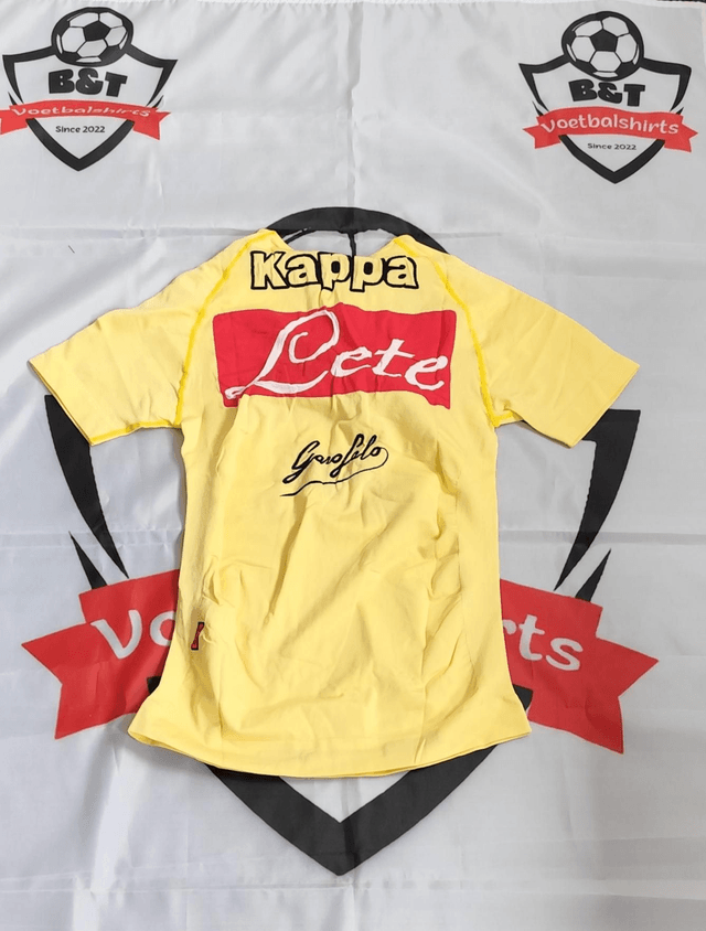 Napoli Player Issue Compression Baselayer 2015/2016