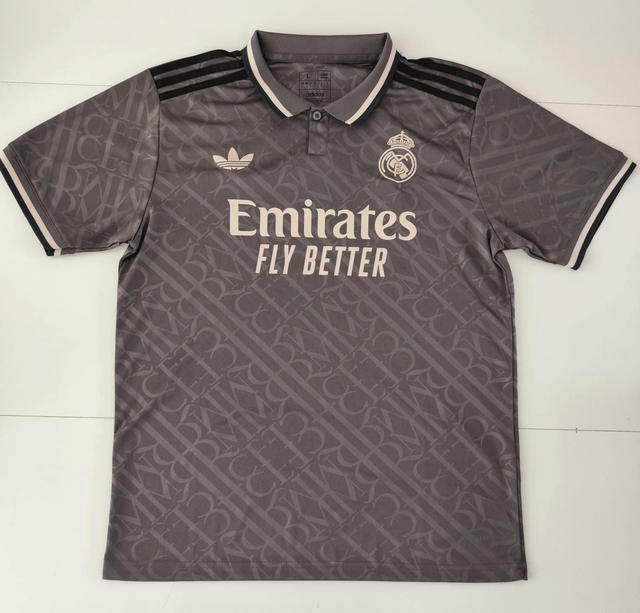 Gesigneerd Raul Asencio Real Madrid shirt 