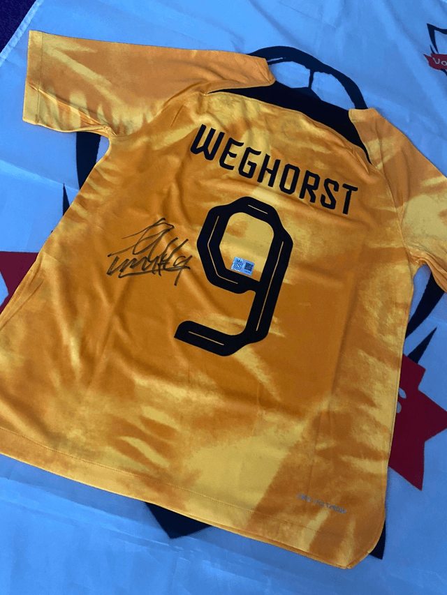 Gesigneerd Wout Weghorst Nederlands Elftal Shirt!