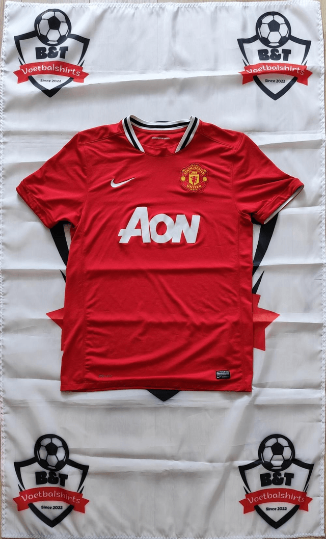 Manchester United shirt 2011/2012