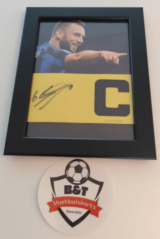 Gesigneerde Aanvoerdersband – Stefan de Vrij

