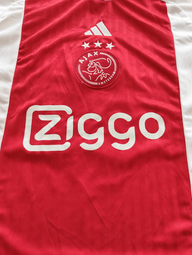 Gesigneerd Memorabilia door Sjaak Swart (Seizoen 23/24)