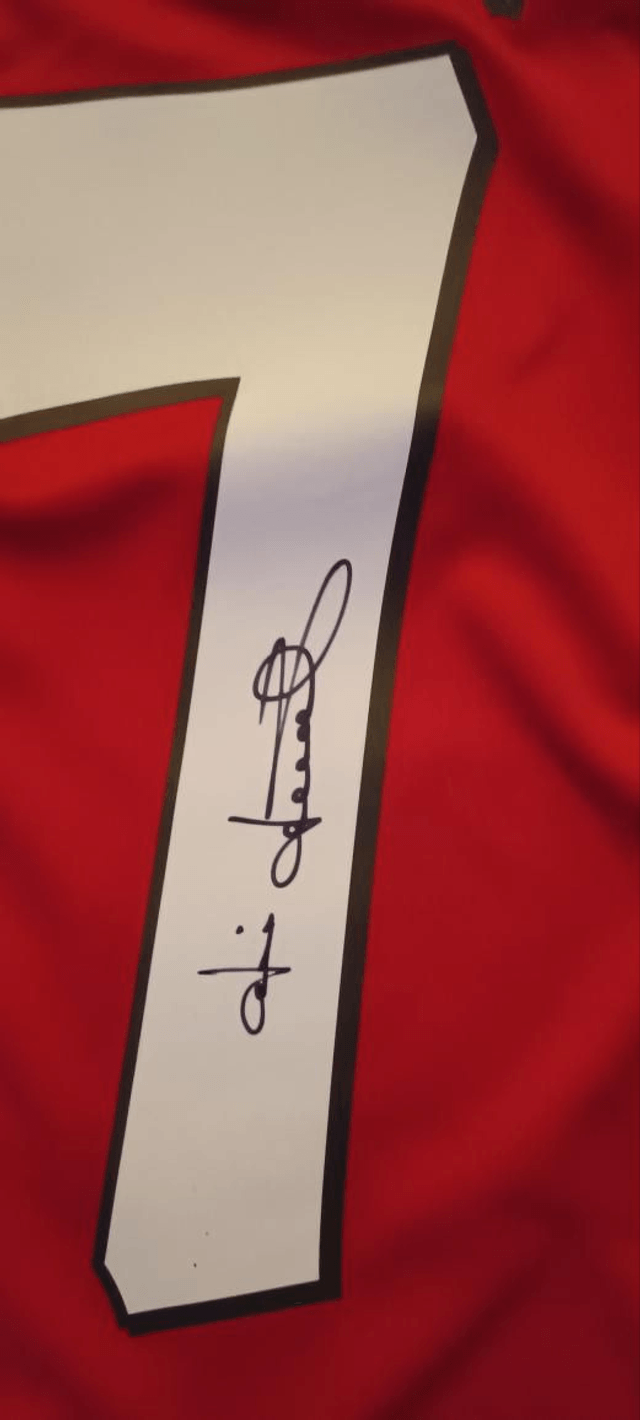 Jari Litmanen gesigneerd Liverpool shirt 
