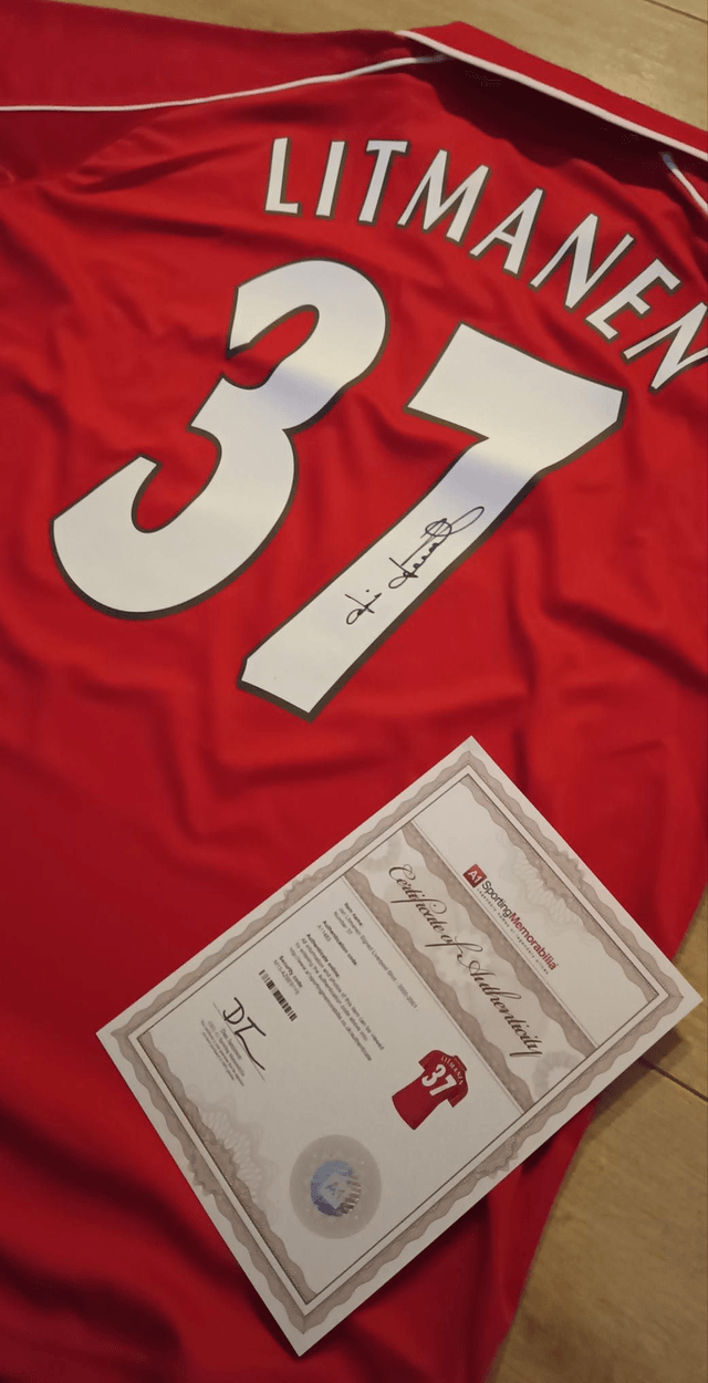 Jari Litmanen gesigneerd Liverpool shirt 