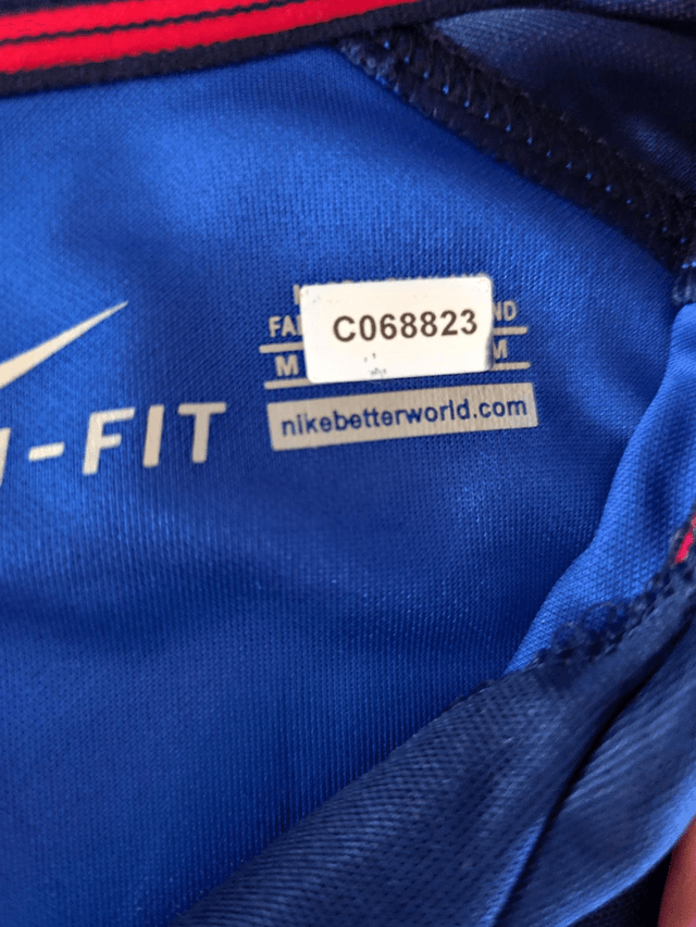 Gesigneerd ingelijst FC Barcelona shirt – Jari Litmanen
