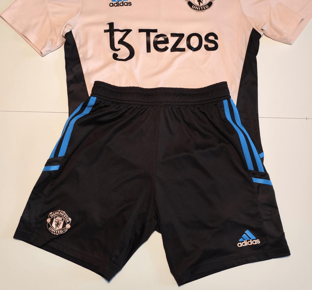 Manchester United Compleet training Tenue 22/23