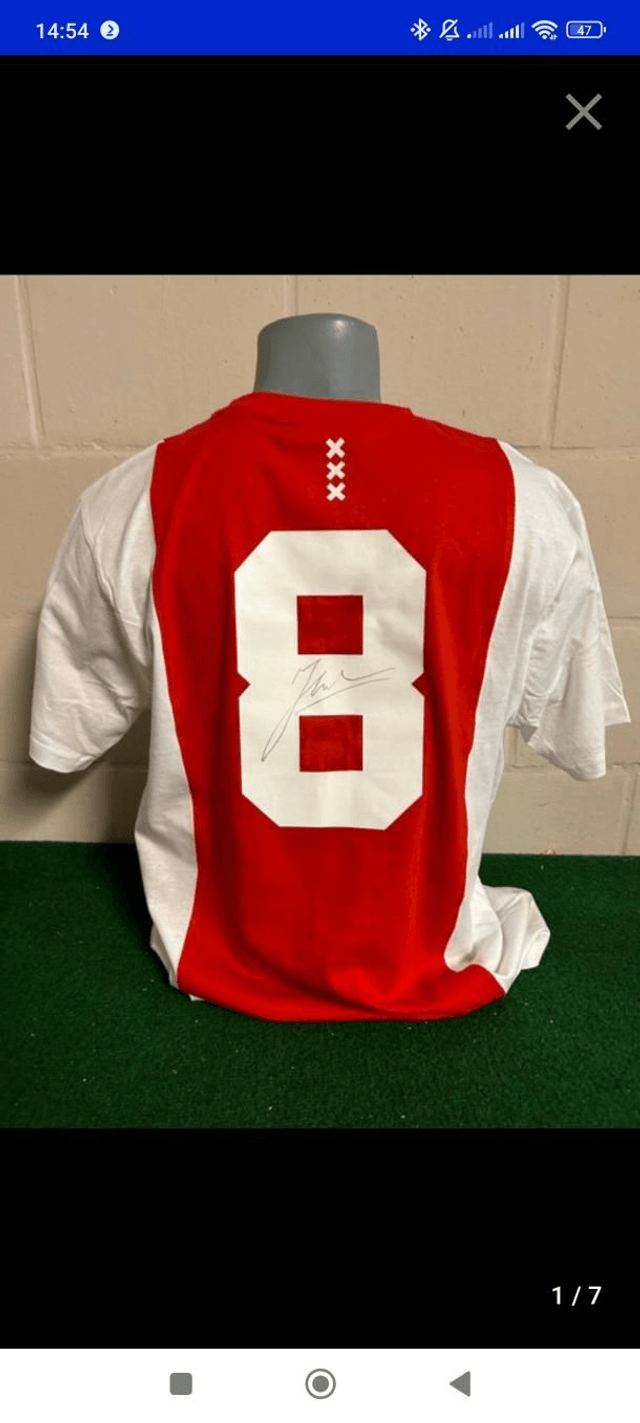 Gesigneerd Sjaak Swart Ajax shirt