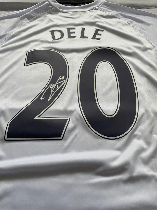 Gesigneerd Dele Alli shirt