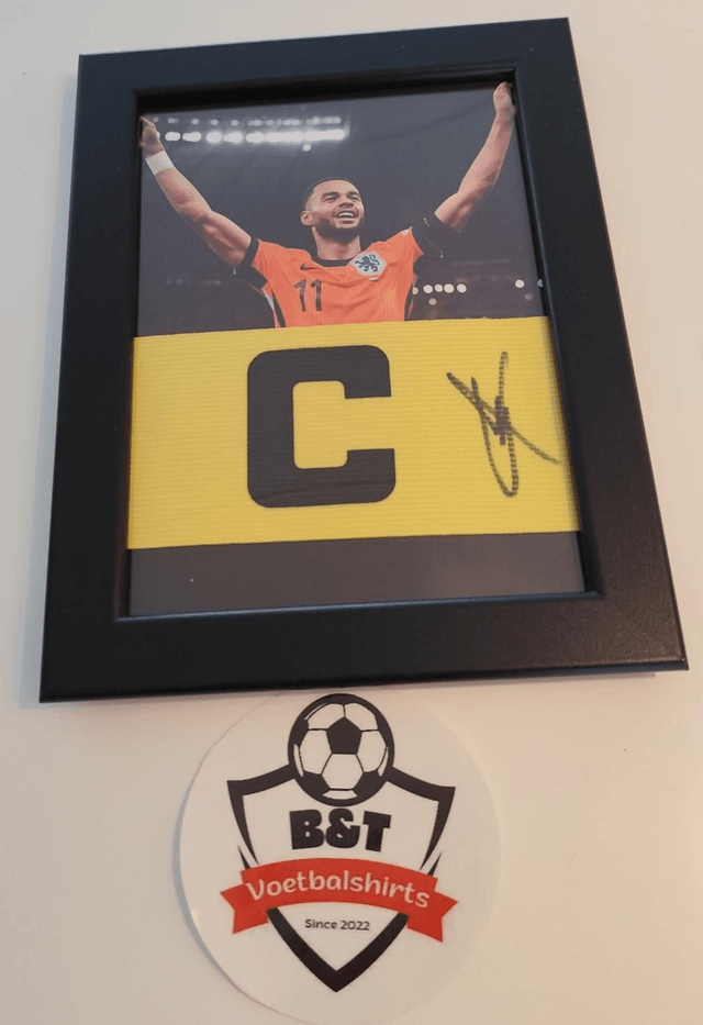 Gesigneerde Aanvoerdersband – Cody Gakpo
