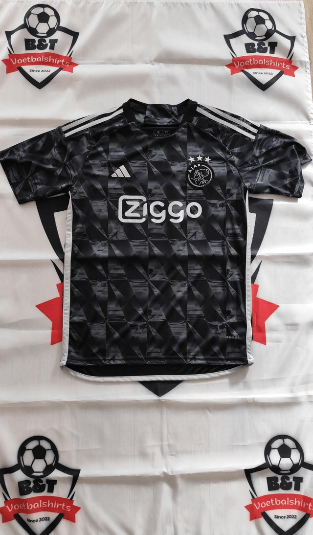 Gesigneerd Jordan Henderson Ajax 2023/2024 Shirt – Een Uniek Verzamelobject voor de Echte Fan