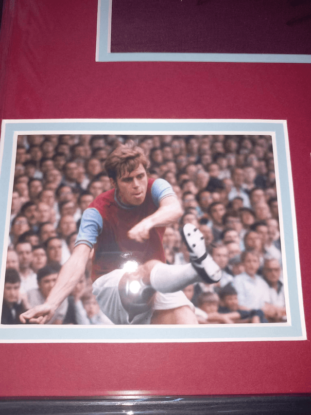 Gesigneerd shirt Harry Redknapp (rood)