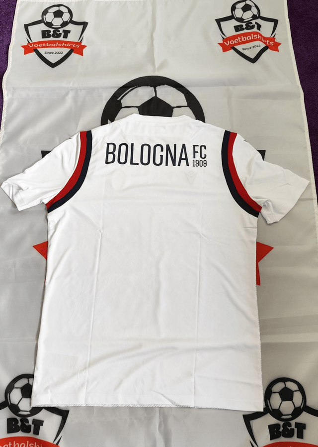 Bologna Macron Pre-Match Training Shirt 2020-21