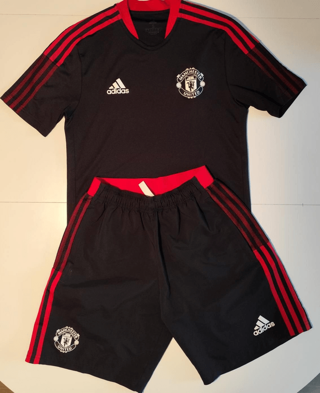 Manchester United Compleet training set 21/22