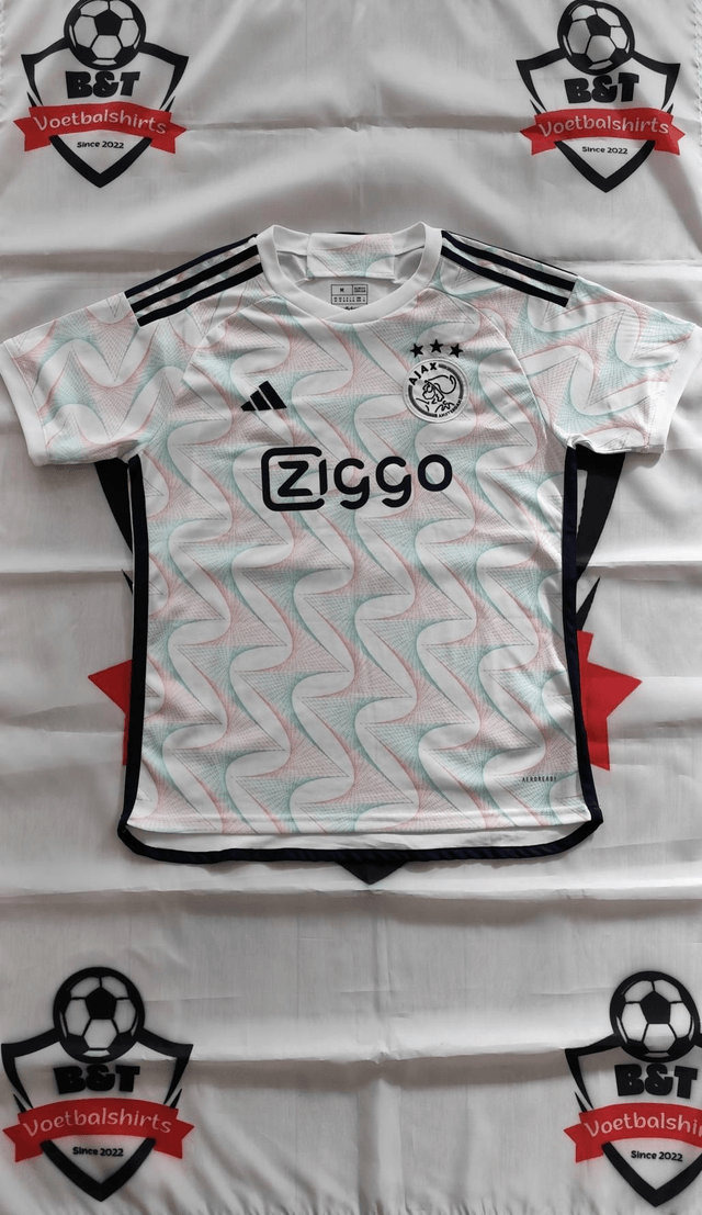 Gesigneerd Steven Bergwijn Ajax 2023/2024 Shirt – Een Onmisbaar Item voor de Echte Ajax Fan