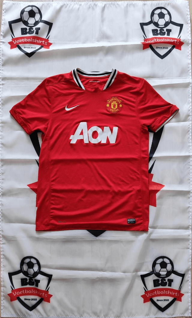 Manchester United shirt 2011/2012