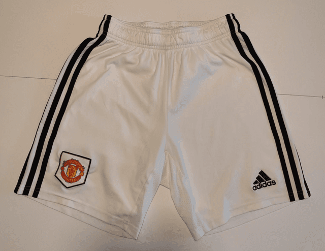 Manchester United thuis korte broek 23/24