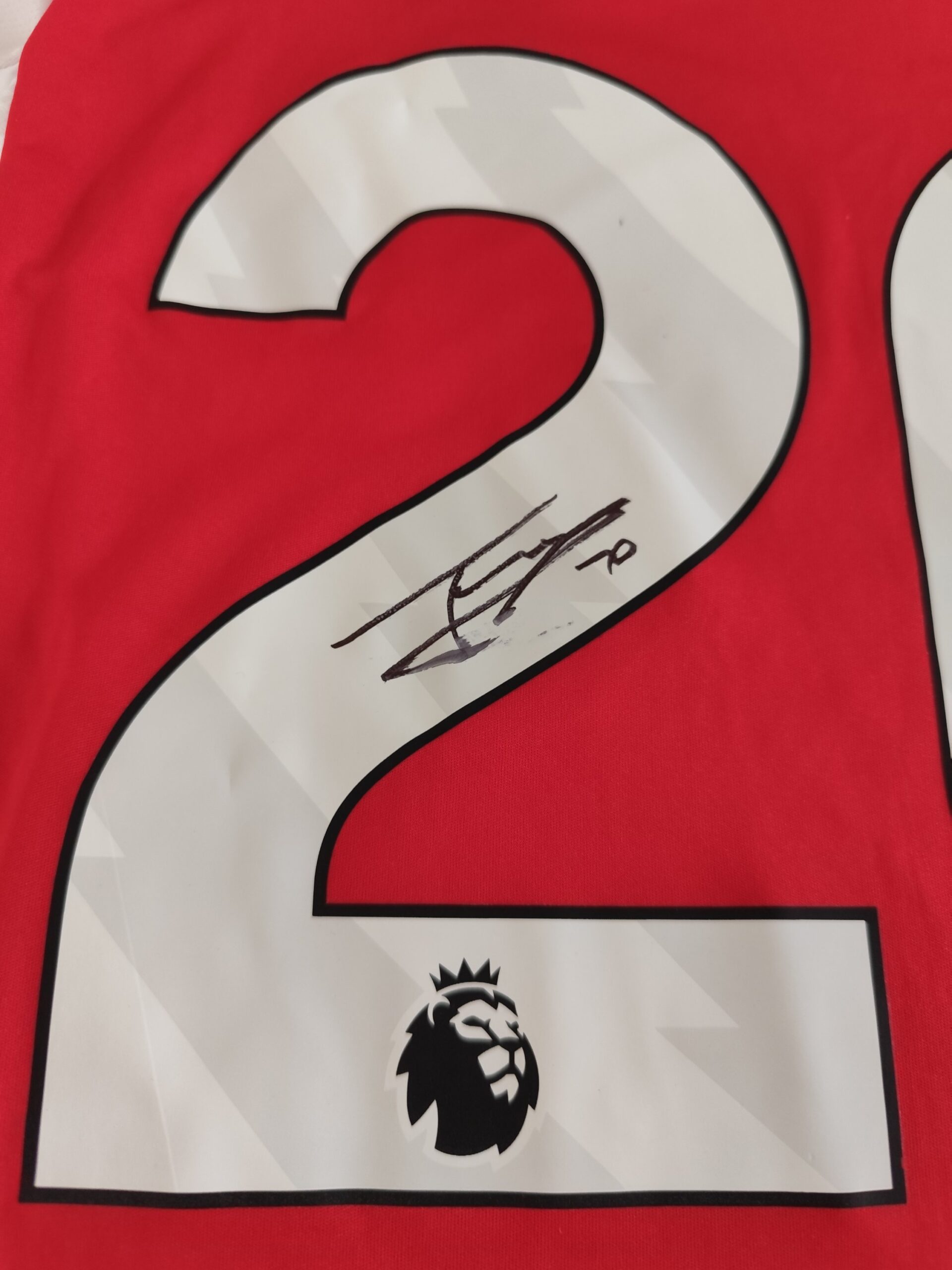 Gesigneerd Jorginho Arsenal shirt - Afbeelding 4