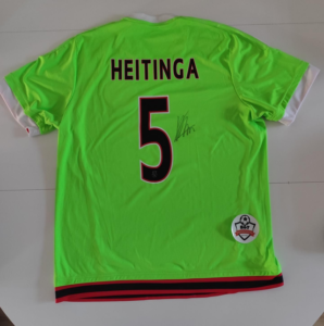 Gesigneerd John Heitinga Ajax shirt
