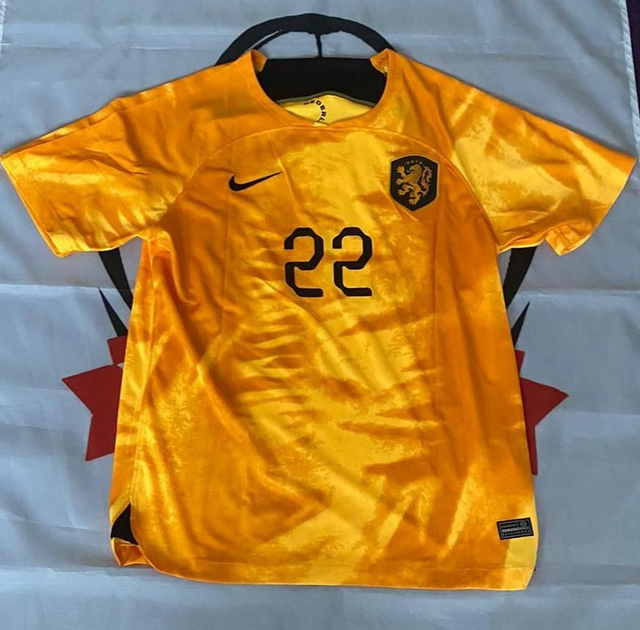 Gesigneerd Nederlands Elftalshirt van Denzel Dumfries