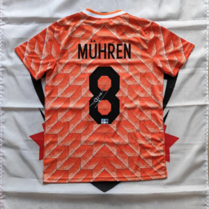 Gesigneerd Oranje Shirt van Arnold Mühren