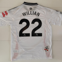 Gesigneerd Willian Fulham shirt