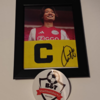 Gesigneerde aanvoerdersband Itakura