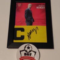 Gesigneerde aanvoerdersband van Arsène Wenger