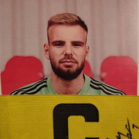 Gesigneerde aanvoerdersband van Jaros