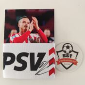 Gesigneerde aanvoerdersband van Ibrahim Afellay