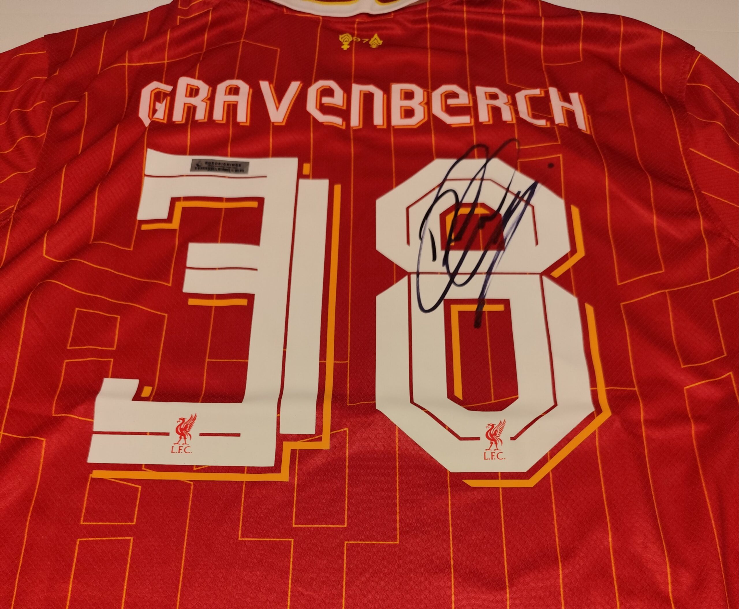 Gesigneerd Ryan Gravenberch Liverpool Shirt (2024/2025) - Afbeelding 3